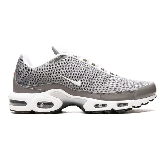NIKE TN AIR MAX PLUS 'SE FLAT PEWTER'